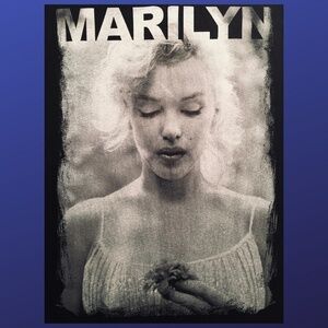 MARILYN by SAM SHAW Marilyn Monroe w/Flower Tee, ca. 2012, Size XL, EUC Vintage